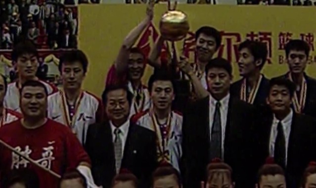 姚明祝福王治郅：希望再过十年二十年你以教练身份再入选名人堂